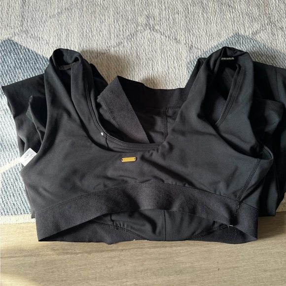 LSPACE one piece jumpsuit - Size M - Picture 4 of 6